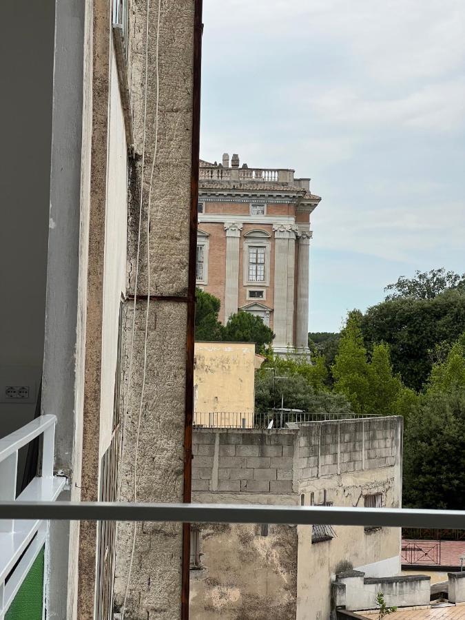White Elegance Luxury B&B Caserta Bagian luar foto